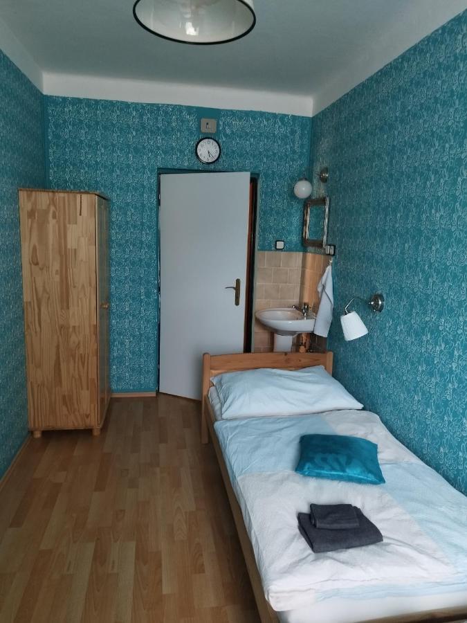 Restaurace A Penzion U Kuliku Raspenava Екстериор снимка